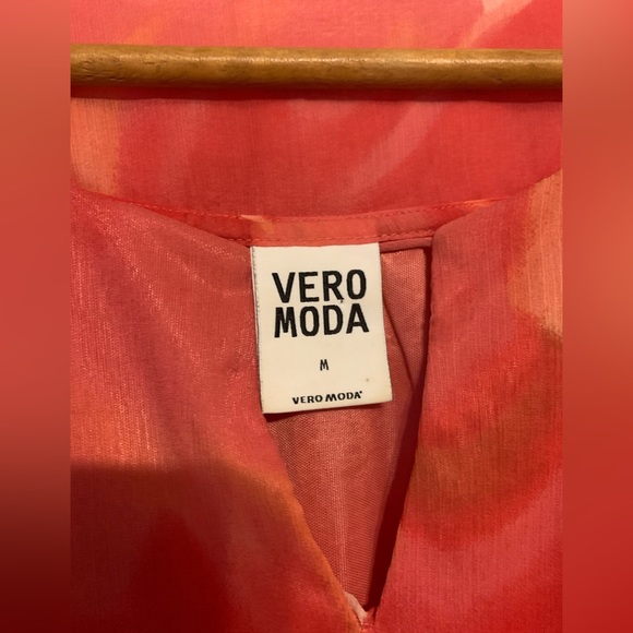 Vero Moda blouse - Picture 2 of 4